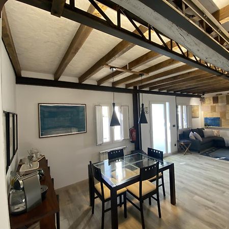 La Casa Del Barbero Villa Torrelavega Bagian luar foto