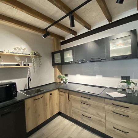 La Casa Del Barbero Villa Torrelavega Bagian luar foto