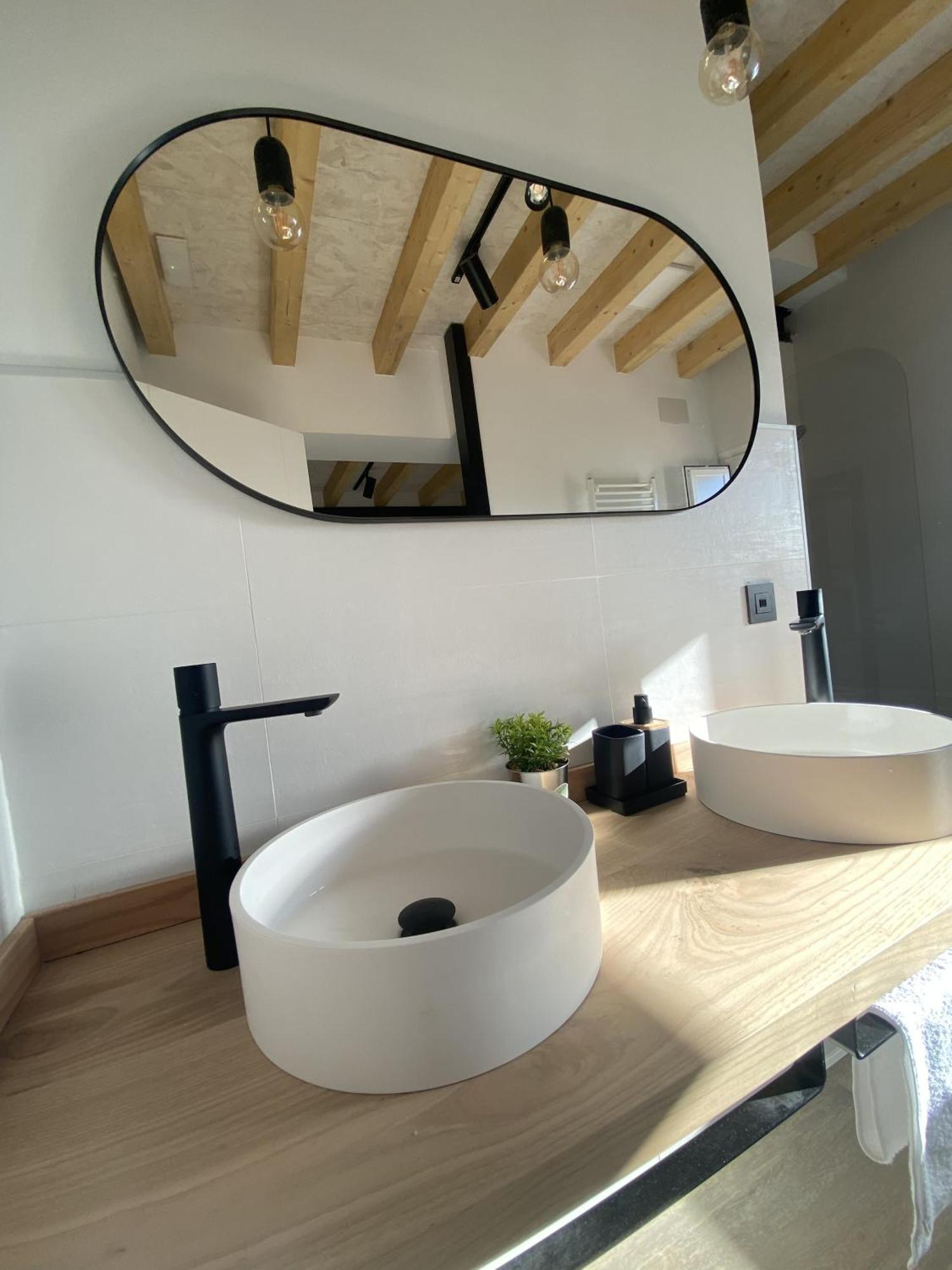 La Casa Del Barbero Villa Torrelavega Bagian luar foto