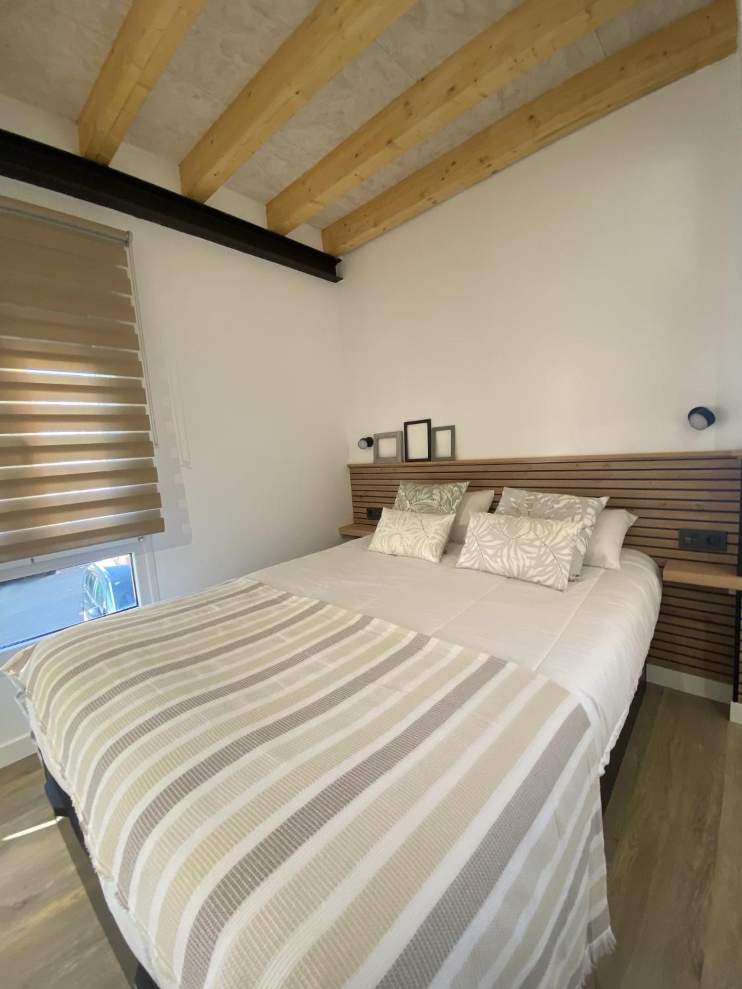 La Casa Del Barbero Villa Torrelavega Bagian luar foto